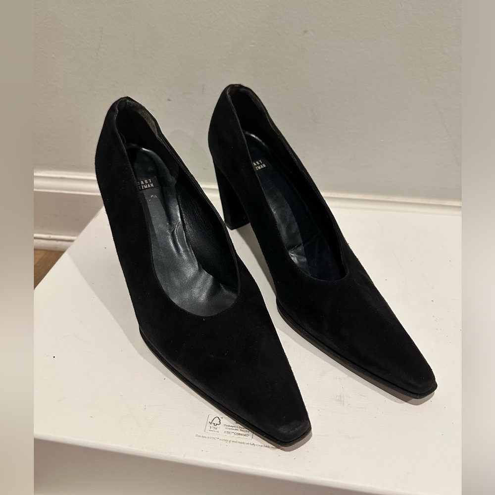 STUART WEITZMAN; Vintage; Black Suede,Pointed,High Heel Women's Shoe - Size 8